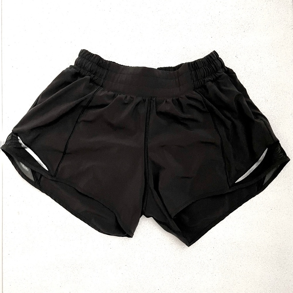Lululemon Hotty Hot shorts, black